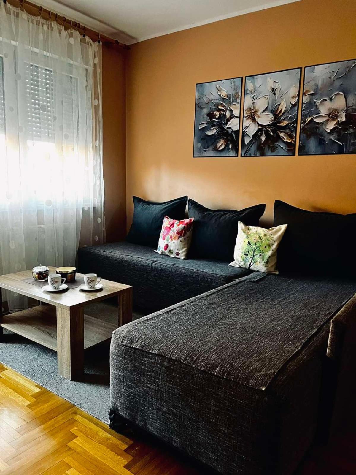 Apartman Milkovic 2 Sombor Ngoại thất bức ảnh
